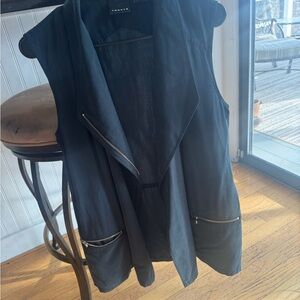 Trouve Black Sleeveless Vest with Zipper Accents